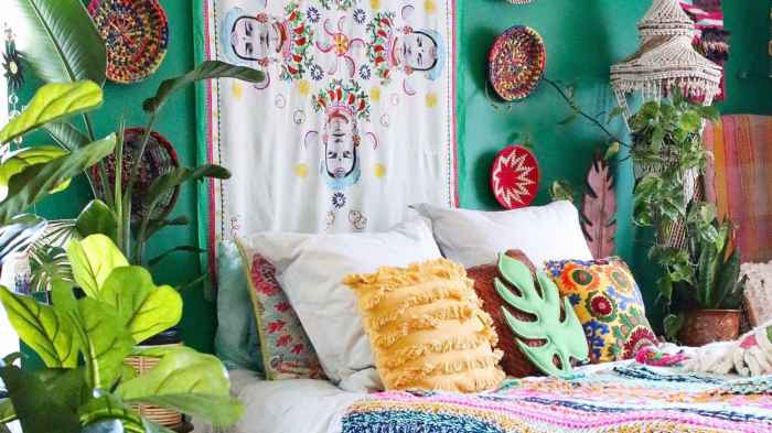 How to decorate a boho bedroom chest