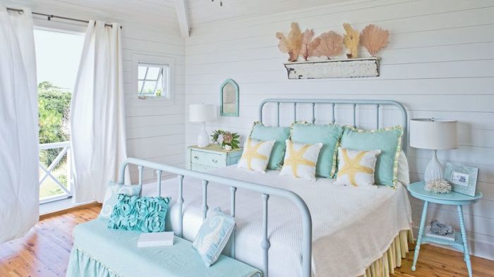 Beach bedroom themed bedrooms