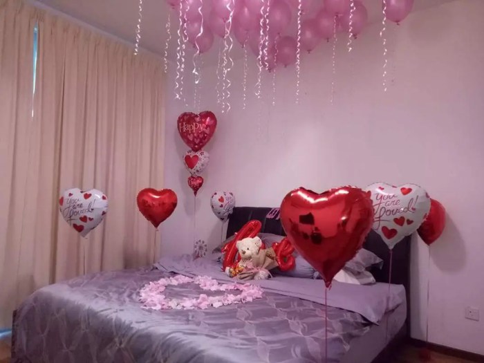 How to decorate bedroom with love symbol ballons