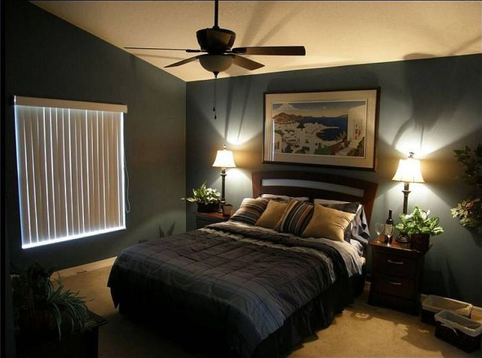 How to decorate master bedroom