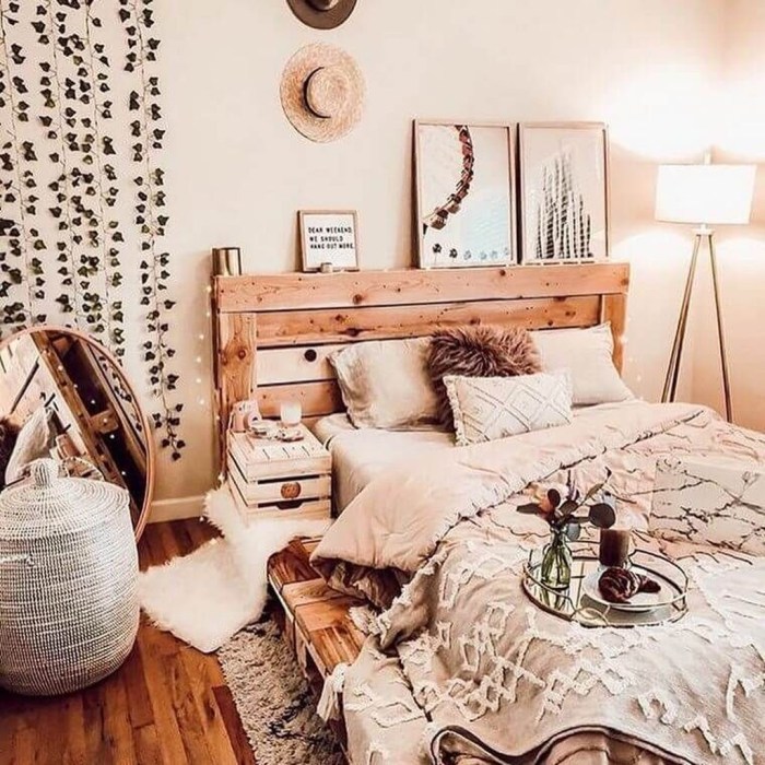 How to decorate a boho bedroom chest