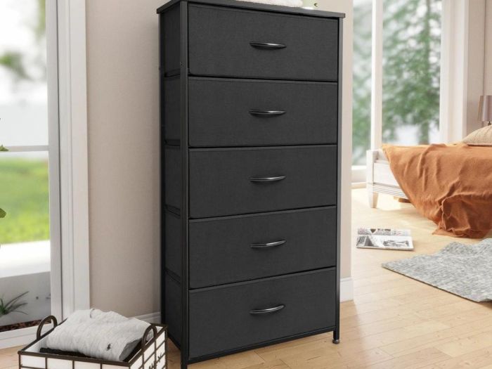 How to decorate a tall bedroom dresser