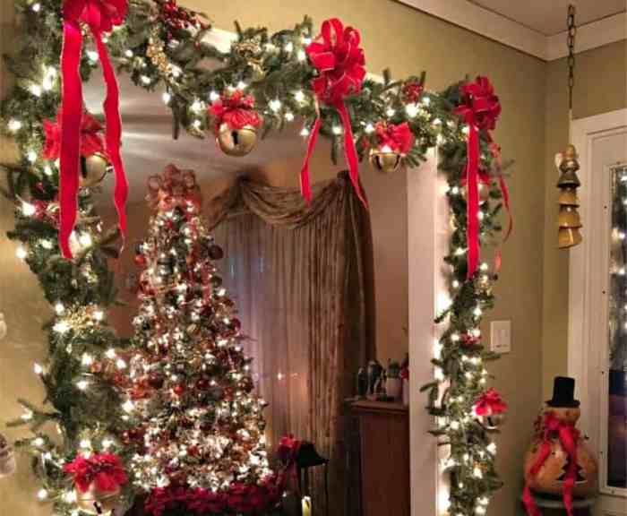 How to decorate your room for christmas easy