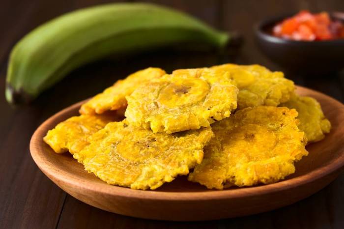 How to cook green plantains dominican style