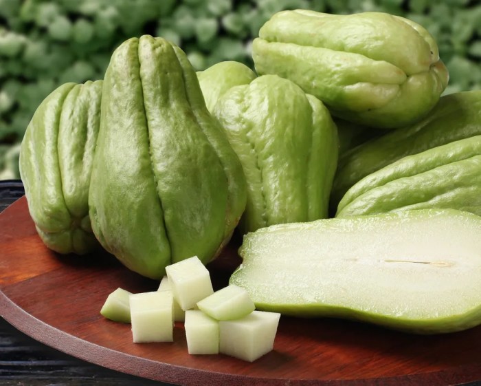 How to cook chayote filipino style